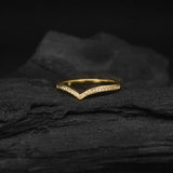 Media churumbela con cristales elaborada en oro amarillo de 14k