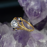 Anillo de compromiso con diamante natural de 1.0ct corte brillante con certificación GIA, 12 diamantes y 6 zafiros naturales elaborado en oro amarillo de 14k