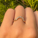 Media churumbela con cristales elaborada en oro amarillo de 10k