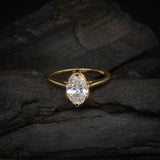 Anillo de compromiso con diamante de laboratorio de 1.5ct corte oval con certificado IGI elaborado en oro amarillo de 14k