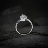 Anillo de compromiso con diamante de laboratorio de 2.0ct corte gota con certificado IGI elaborado en oro blanco de 14k