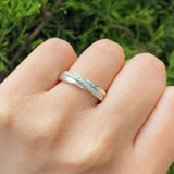 Argollas de matrimonio de 4mm con incrustación de .15ct de diamantes naturales elaboradas en plata .925