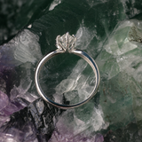 Anillo de compromiso con diamante de laboratorio de 1.0ct corte marquise con certificado IGI elaborado en oro blanco de 14k