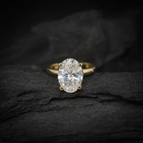 Anillo de compromiso con diamante de laboratorio de 3.0ct corte oval con certificado IGI elaborado en oro amarillo de 14k
