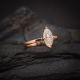Anillo de compromiso con diamante natural de 1.0ct corte marquise con certificación GIA elaborado en oro rosa de 14k
