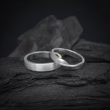 Argollas de matrimonio confort sólidas de 4mm y 3mm elaboradas en plata .925