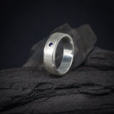 Argollas de matrimonio de 4mm y 5mm con incrustación de zafiros naturales elaboradas en plata .925