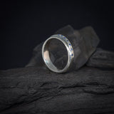 Argollas de matrimonio de 4mm y 5mm con incrustación de zafiros naturales elaboradas en plata .925