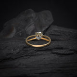 Anillo de compromiso con amatista natural de 1.0ct corte brillante y 20 diamantes naturales laterales elaborado en oro amarillo de 14k