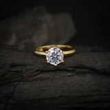 Anillo de compromiso con diamante natural central de 1.0ct corte brillante con certificación GIA elaborado en oro amarillo de 14k