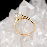 Anillo de compromiso con diamante natural de 1.0ct corte brillante con certificación GIA elaborado en oro amarillo de 14k
