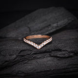 Media churumbela con cristales elaborada en oro rosa de 14k