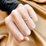 Media churumbela con cristales elaborada en oro rosa de 14k