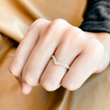 Media churumbela con cristales elaborada en oro rosa de 14k