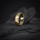 Argolla de matrimonio maciza de 5mm elaborada en oro amarillo de 18k