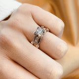 Anillo de compromiso con diamante de laboratorio de .50ct corte brillante con certificado IGI y 10 diamantes de laboratorio elaborado en oro rosa y blanco de 14k