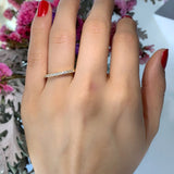 Media churumbela con cristales elaborada en oro amarillo de 14k