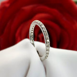 Churumbela con .68ct de diamantes naturales elaborada en oro blanco de 14 kilates