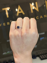 Anillo de compromiso con zafiro natural de 1.0ct corte brillante y 32 diamantes naturales elaborado en oro rosa de 14k