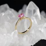 Anillo de compromiso con zafiro rosa natural de .50ct corte corazón elaborado oro amarillo de 14k