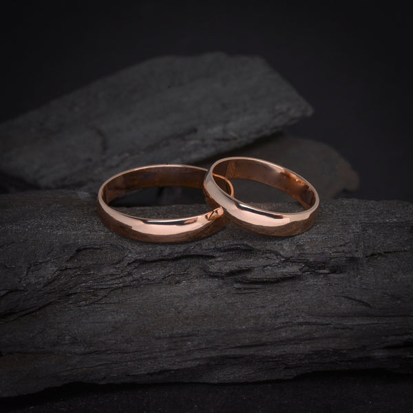 Par de argollas de matrimonio macizas de 4mm elaboradas en oro rosa de 14k