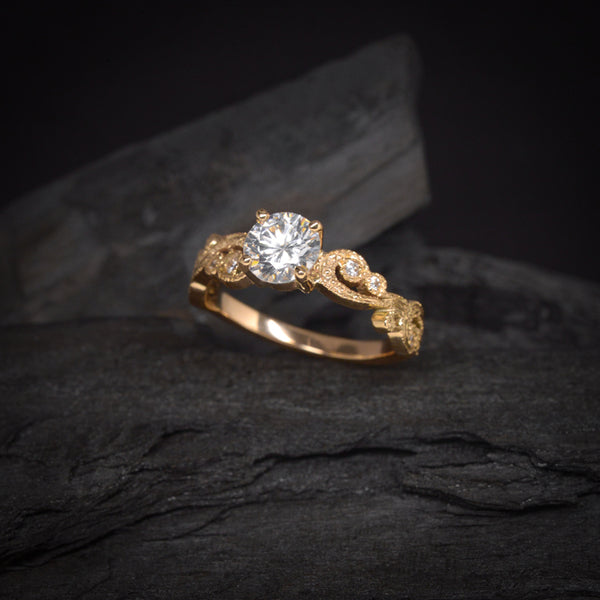 Anillo De Oro Macizo 9K O 14K Para Mujer - Diseño Espiral Con Efecto Diamante - Regalo Elegante