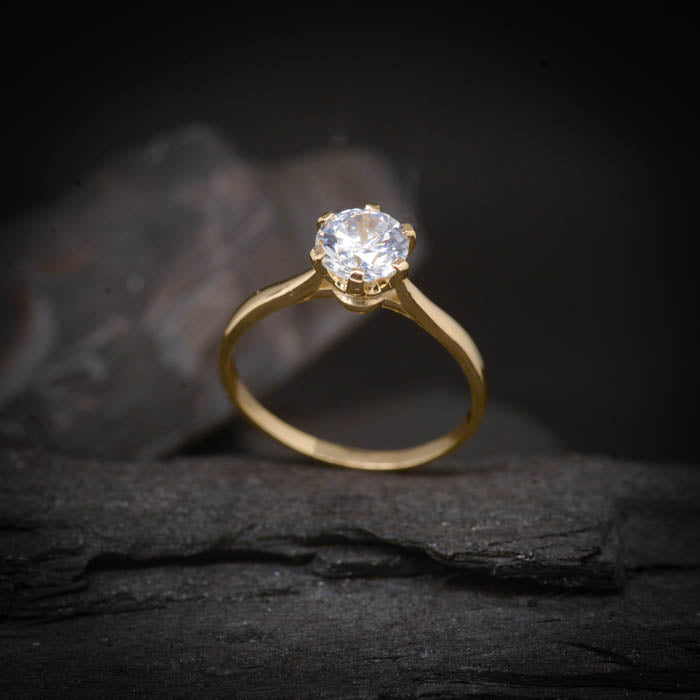 Anillo de compromiso con diamante de laboratorio central de 1.0ct con certificado IGI elaborado en oro amarillo de 14 kilates