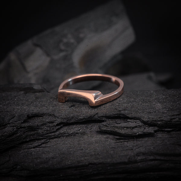 Complemento de anillo de compromiso elaborado en oro rosa de 14 kilates