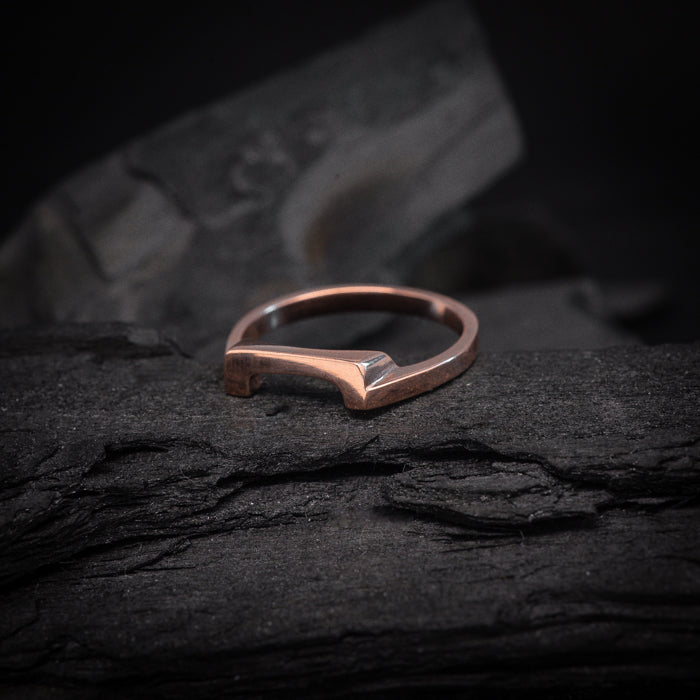 Complemento de anillo de compromiso elaborado en oro rosa de 14 kilates