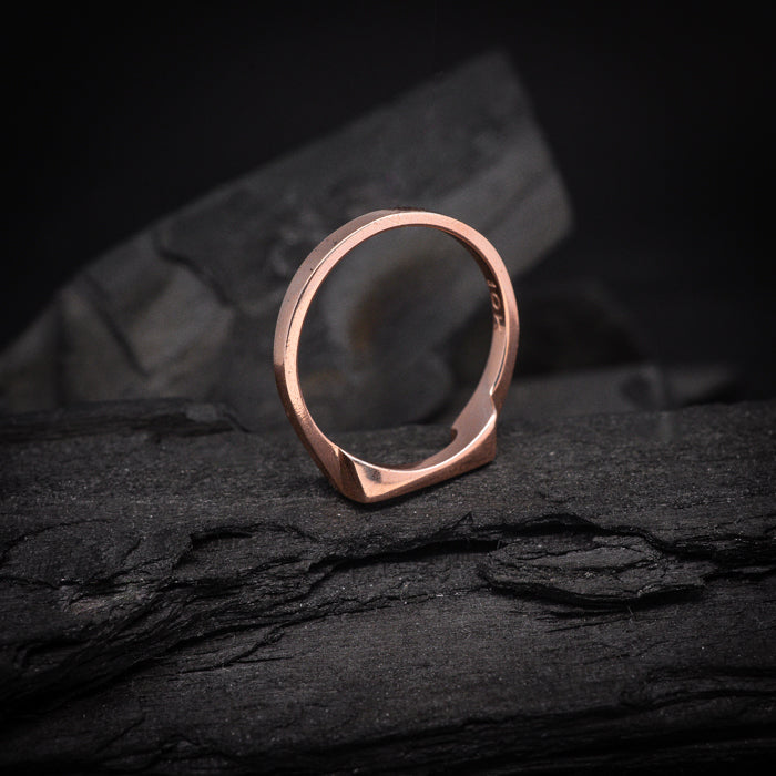 Complemento de anillo de compromiso elaborado en oro rosa de 14 kilates