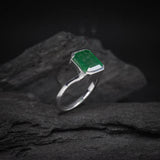 Anillo de compromiso con esmeralda natural de 1.0ct corte esmeralda elaborado en oro blanco de 14k