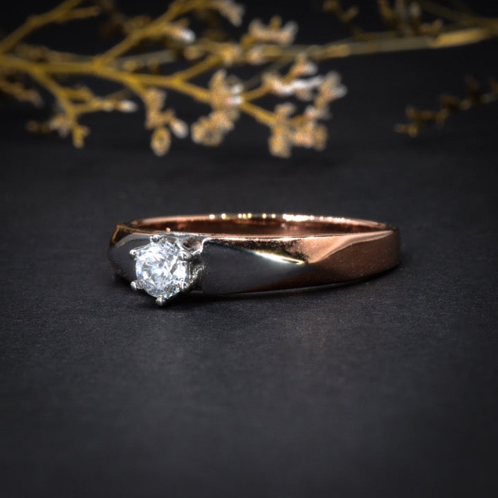 Anillo de compromiso con diamante natural .20ct en oro rosa de 14 kilates