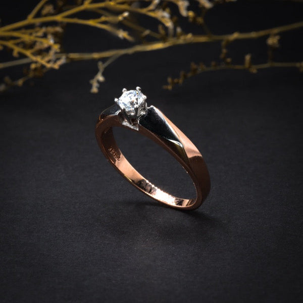 Anillo de compromiso con diamante natural .20ct en oro rosa de 14 kilates