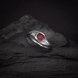 Anillo de compromiso con rubí natural y 6 diamantes naturales elaborado en oro blanco de 14 kilates