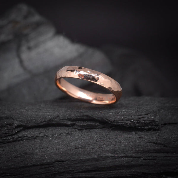 Par de argollas de matrimonio macizas de 3mm y 5mm elaboradas en oro rosa de 14 kilates