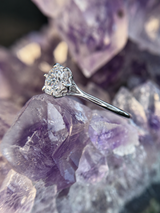 Anillo de compromiso con diamante de laboratorio de 1.0ct corte brillante con certificado IGI elaborado en oro blanco 14k
