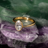 Anillo de compromiso con diamante de laboratorio de 1.5ct corte oval con certificado IGI elaborado en oro amarillo 14k