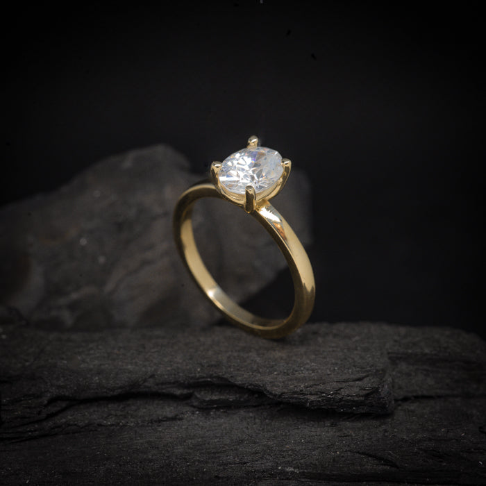 Anillo de compromiso con moissanita de 1.0ct con certificado GRA elaborado en oro amarillo de 14 kilates