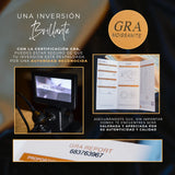 Anillo de compromiso con moissanita de .20ct corte brillante y 2 cristales laterales elaborado en oro rosa de 10k