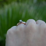 Anillo de compromiso con diamante natural .20ct en oro rosa de 14 kilates