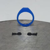 Anillo de compromiso con moissanita de .30ct y 8 moissanitas laterales elaborado en oro blanco de 14 kilates