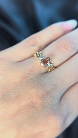 Anillo de compromiso con zafiro rosa natural de 1.0ct corte gota y 6 diamantes naturales elaborado oro amarillo de 14k