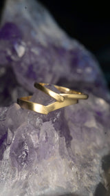 Par de argollas de matrimonio macizas de 2mm y 3mm elaboradas en oro amarillo de 10k