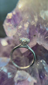 Anillo de compromiso con diamante de laboratorio de 1.0ct corte brillante con certificado IGI elaborado en oro blanco 14k