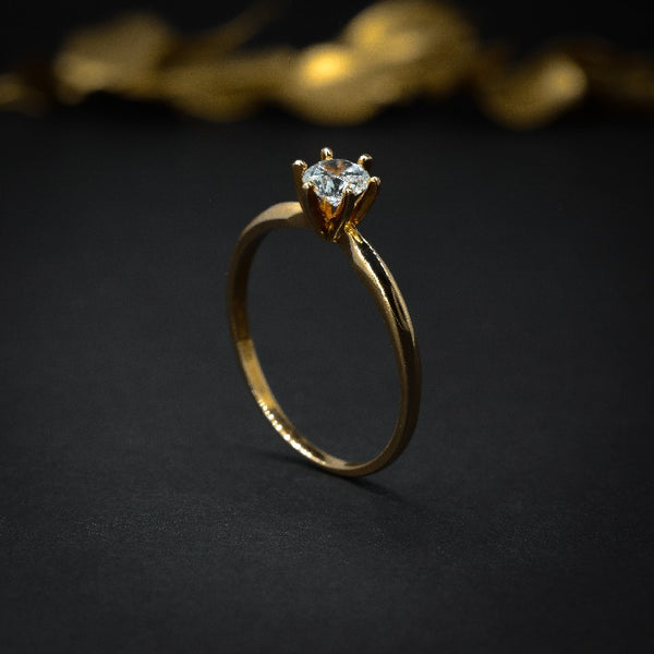 Anillo de compromiso con moissanita .50ct certificado GRA elaborado en oro amarillo de 14 kilates