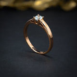 Anillo de compromiso con diamante natural de .40ct con certificación GIA elaborado en oro rosa de 14 kilates