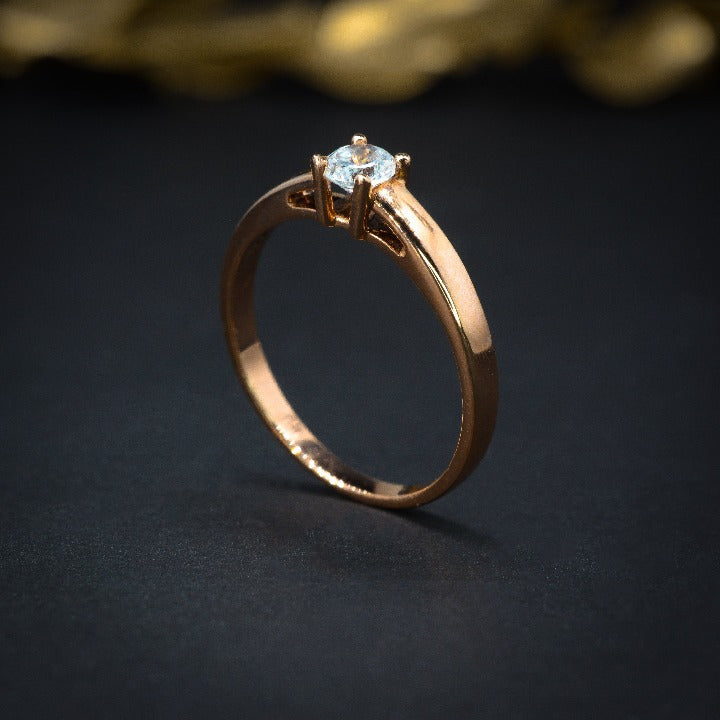 Anillo de compromiso con diamante natural de .40ct con certificación GIA elaborado en oro rosa de 14 kilates