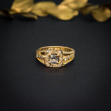Anillo de compromiso con diamante natural central de .40ct con certificación GIA y .45ct de diamantes laterales elaborado en oro amarillo de 14 kilates