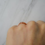 Anillo de compromiso con diamante natural de .20 puntos elaborado en oro rosa de 14 kilates