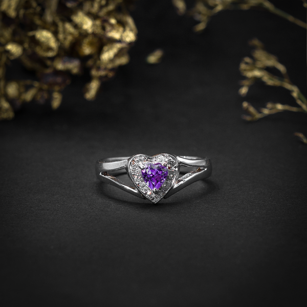 Anillo de compromiso con amatista corazón y 10 diamantes naturales oro de 14 kilates